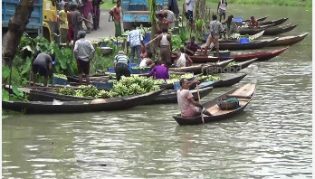 ভাল নেই ঝালকাঠির ভাসমান বাজারের বিক্রেতারা ভাল নেই ঝালকাঠির ভাসমান বাজারের বিক্রেতারা