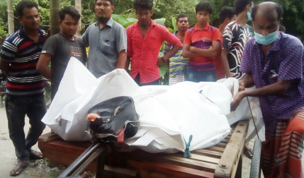ডোমারে পুকুর থেকে মা ও শিশুর লাশ উদ্ধার ডোমারে পুকুর থেকে মা ও শিশুর লাশ উদ্ধার