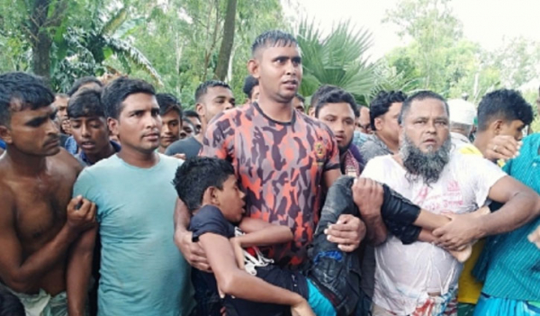 কালিয়াকৈরে বন্যার পানিতে ডুবে এতিম শিশুর মৃত্যু কালিয়াকৈরে বন্যার পানিতে ডুবে এতিম শিশুর মৃত্যু