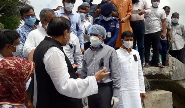 ‘বাঁধ নির্মাণে স্থায়ী কাজে জোর দেওয়া হচ্ছে’ ‘বাঁধ নির্মাণে স্থায়ী কাজে জোর দেওয়া হচ্ছে’