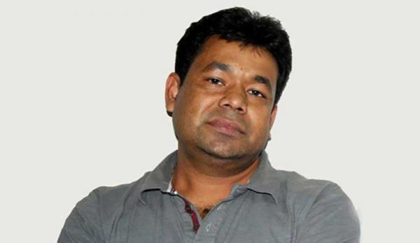 ঈদে বুক ফেটে কান্না এসেছিল: মনির খান ঈদে বুক ফেটে কান্না এসেছিল: মনির খান