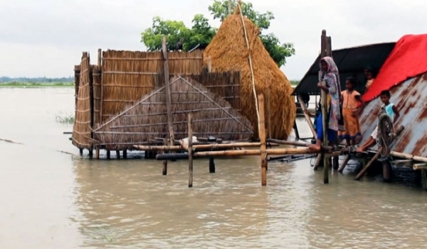 মুন্সীগঞ্জে বন্যায় ক্ষতিগ্রস্ত ৪০ হাজার পরিবার মুন্সীগঞ্জে বন্যায় ক্ষতিগ্রস্ত ৪০ হাজার পরিবার