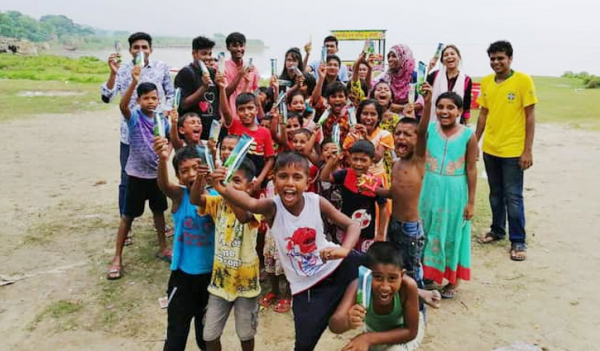 নব উত্থান বাংলাদেশ: একদল তরুণের সাহসী উদ্যোগ নব উত্থান বাংলাদেশ: একদল তরুণের সাহসী উদ্যোগ