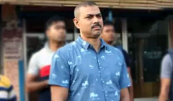 ওসি প্রদীপসহ ২৯ জনের বিরুদ্ধে আদালতে অভিযোগ ওসি প্রদীপসহ ২৯ জনের বিরুদ্ধে আদালতে অভিযোগ