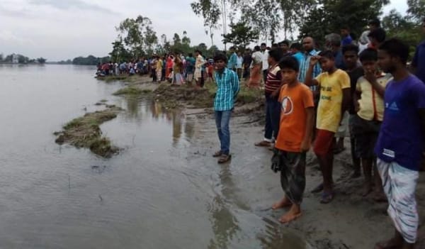 করতোয়ায় নিখোঁজ ব্যক্তিকে খুঁজে পায়নি ডুবুরি দল করতোয়ায় নিখোঁজ ব্যক্তিকে খুঁজে পায়নি ডুবুরি দল