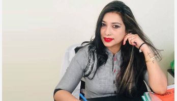 আদালতে নেওয়া হচ্ছে ডা. সাবরিনাকে, চাওয়া হবে রিমান্ড আদালতে নেওয়া হচ্ছে ডা. সাবরিনাকে, চাওয়া হবে রিমান্ড