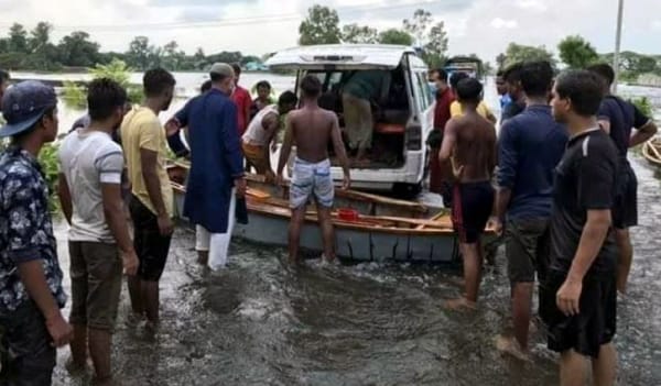 ধামরাইয়ে নৌকাডুবিতে ২ শিশুর মৃত্যু ধামরাইয়ে নৌকাডুবিতে ২ শিশুর মৃত্যু
