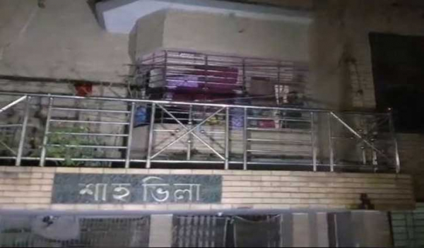 ‘কম্পিউটার সেন্টারের কথা বলে বাসা ভাড়া নেয় জঙ্গির’ ‘কম্পিউটার সেন্টারের কথা বলে বাসা ভাড়া নেয় জঙ্গির’