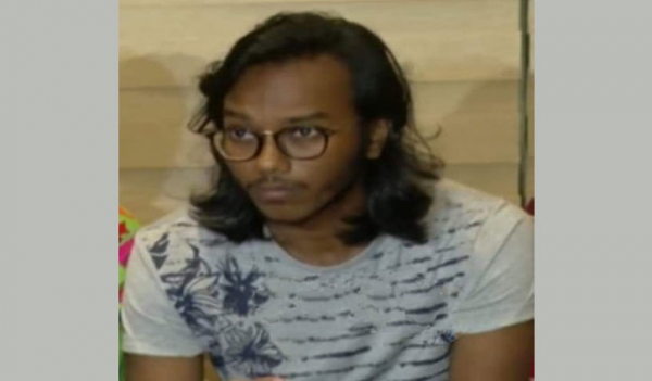 সিফাতের বর্ণনায় চেকপোস্টে যা ঘটেছিল সিফাতের বর্ণনায় চেকপোস্টে যা ঘটেছিল