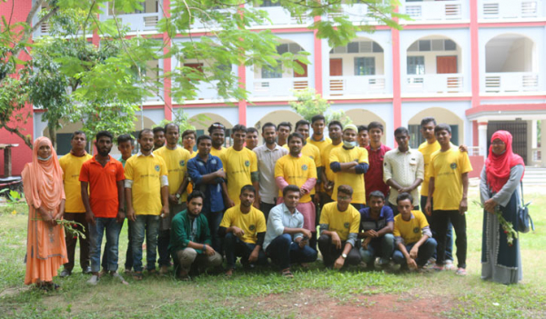 কৃতি শিক্ষার্থীদের সংবর্ধনা ও বৃক্ষরোপণ কৃতি শিক্ষার্থীদের সংবর্ধনা ও বৃক্ষরোপণ