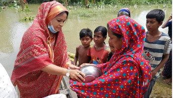 সুনামগঞ্জে পানি কমছে, নিম্নাঞ্চলে ত্রাণ দিলেন এমপি শামীমা সুনামগঞ্জে পানি কমছে, নিম্নাঞ্চলে ত্রাণ দিলেন এমপি শামীমা