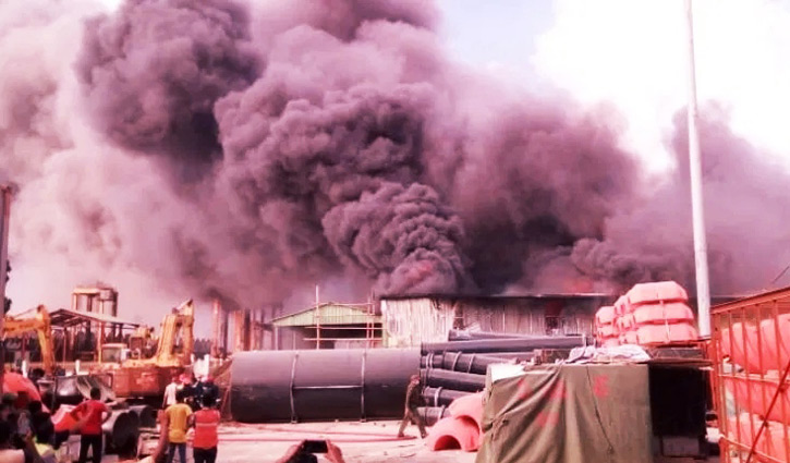 Fire breaks out at Chattogram port