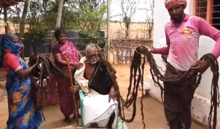 চুল না কেটে ৯৫ বছর চুল না কেটে ৯৫ বছর