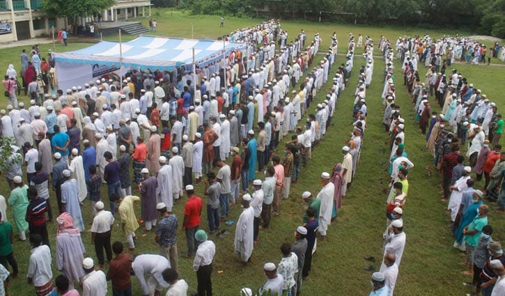 স্বাধীনতার ইশতেহার পাঠক শাজাহান সিরাজের জানাযা হলো এলেঙ্গায়