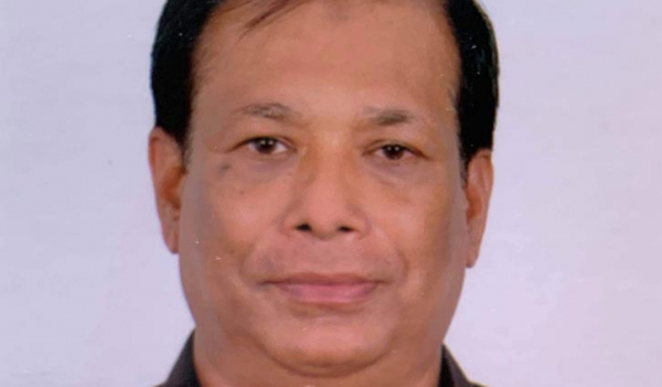 ডা. নজরুলের ‘ফ্রি ওষুধ’ সেবা ডা. নজরুলের ‘ফ্রি ওষুধ’ সেবা