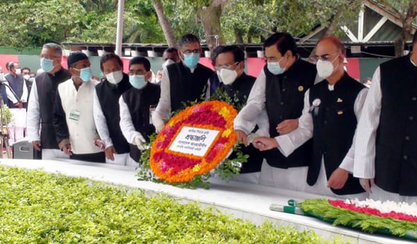 বঙ্গবন্ধুর সামাধীতে প্রধানমন্ত্রীর পক্ষে শ্রদ্ধা নিবেদন বঙ্গবন্ধুর সামাধীতে প্রধানমন্ত্রীর পক্ষে শ্রদ্ধা নিবেদন