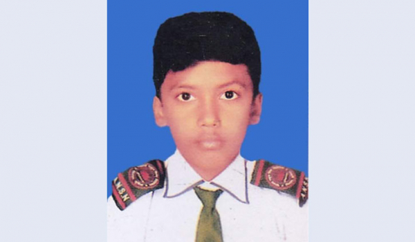 কুষ্টিয়ায় ঘুড়ি ওড়াতে গিয়ে শিশুর মৃত্যু কুষ্টিয়ায় ঘুড়ি ওড়াতে গিয়ে শিশুর মৃত্যু