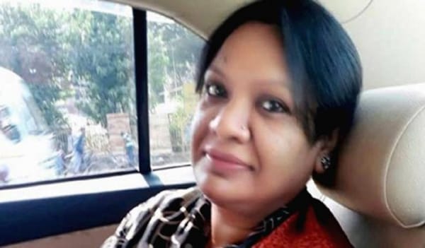 করোনা আক্রান্ত এমপি সালমা চৌধুরীকে আনা হলো ঢাকায় করোনা আক্রান্ত এমপি সালমা চৌধুরীকে আনা হলো ঢাকায়
