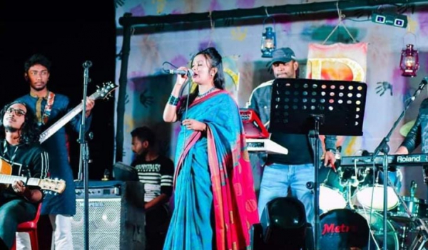 ব্যান্ড গড়তে চান লালন কন্যা ব্যান্ড গড়তে চান লালন কন্যা
