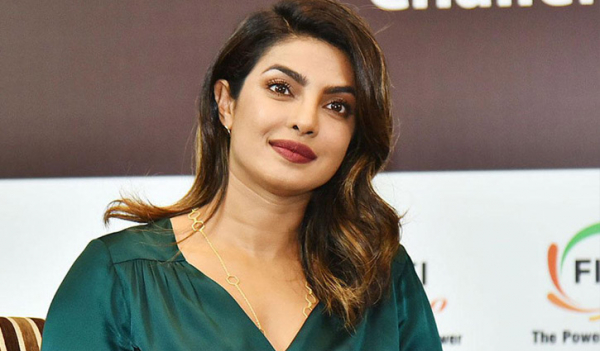 প্রিয়াঙ্কার আত্মজীবনী লেখা শেষ প্রিয়াঙ্কার আত্মজীবনী লেখা শেষ