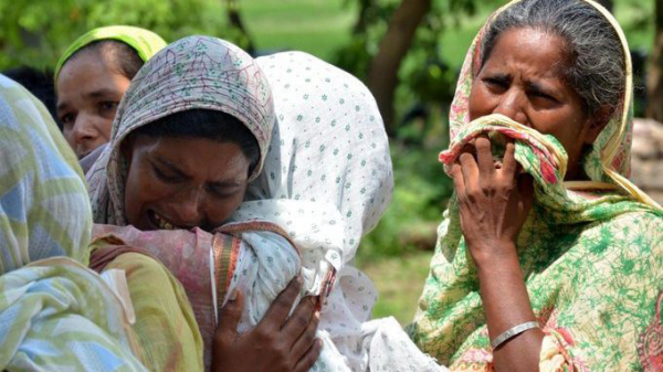 পাঞ্জাবে বিষাক্ত মদ পানে ৮৬ জনের মৃত্যু পাঞ্জাবে বিষাক্ত মদ পানে ৮৬ জনের মৃত্যু