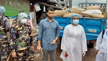 গাজীপুরে ২.২ মেট্রিক টন পলিথিনের ব্যাগ জব্দ, জরিমানা গাজীপুরে ২.২ মেট্রিক টন পলিথিনের ব্যাগ জব্দ, জরিমানা