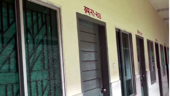 চিকিৎসক লাঞ্ছিত: দ্বিতীয় দিনের মতো চলছে কর্ম বিরতি চিকিৎসক লাঞ্ছিত: দ্বিতীয় দিনের মতো চলছে কর্ম বিরতি