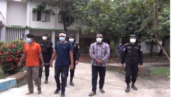 জয়পুরহাটে ৩ ছিনতাইকারী আটক জয়পুরহাটে ৩ ছিনতাইকারী আটক