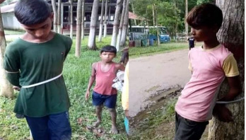 মোবাইল চুরির অপবাদে দুই শিশুকে দিনভর নির্যাতনের অভিযোগ মোবাইল চুরির অপবাদে দুই শিশুকে দিনভর নির্যাতনের অভিযোগ