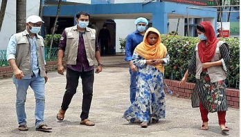 নরসিংদীতে ২০ হাজার পিস ইয়াবাসহ নারী গ্রেপ্তার নরসিংদীতে ২০ হাজার পিস ইয়াবাসহ নারী গ্রেপ্তার