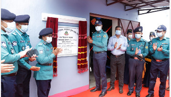 চট্টগ্রাম নগর পুলিশের নবনির্মিত ব্যারাক উদ্বোধন চট্টগ্রাম নগর পুলিশের নবনির্মিত ব্যারাক উদ্বোধন