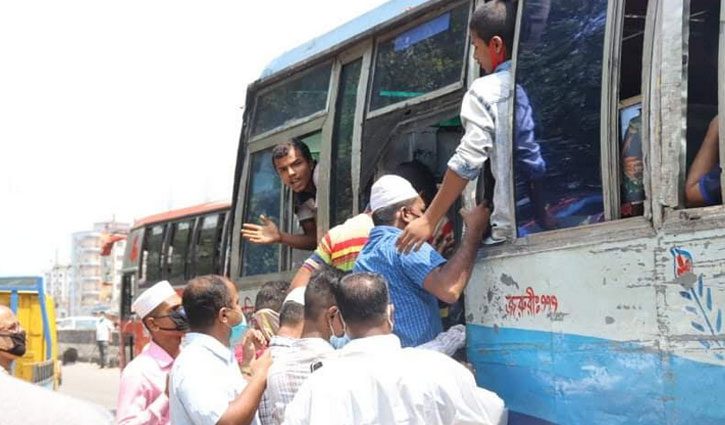 দ্বিতীয় দিনেও স্বাস্থ্যবিধি মানছে না গণপরিবহন