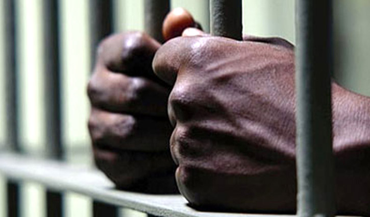 লিবিয়ায় বাংলাদেশি হত্যা: ৩ মানবপাচারকারী রিমান্ডে, ২ জন কারাগারে