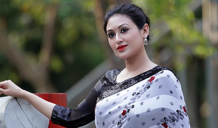 কুসুম শিকদার কুসুম শিকদার