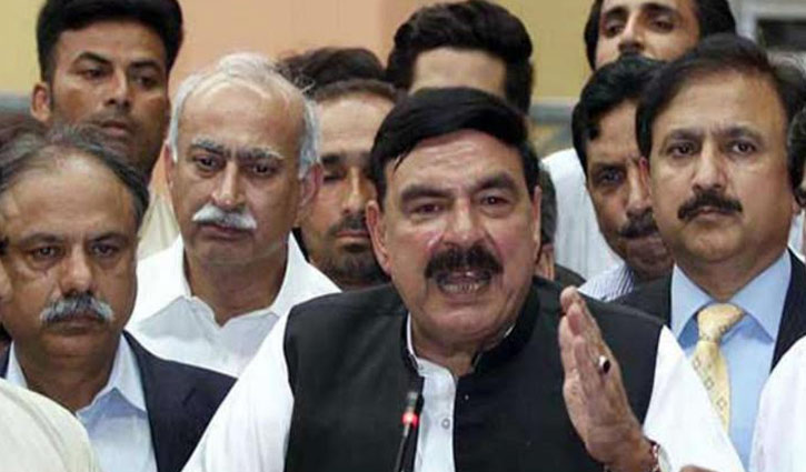 Pakistan railway minister tests coronavirus positive