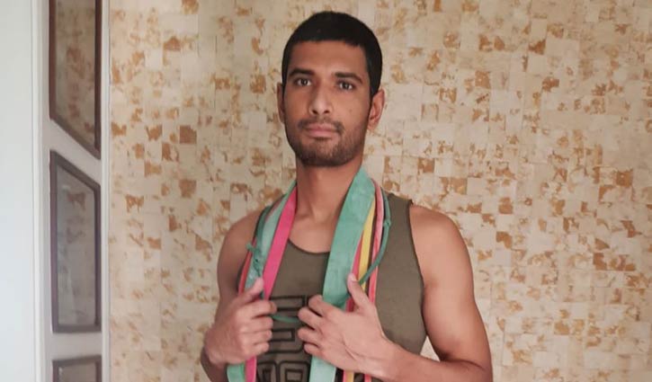 মাঠে ফিরতে মরিয়া তবে সুযোগ দেখছেন না মাহমুদউল্লাহ