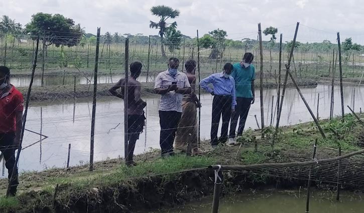 ‘আমরা সারাজীবন শুধু কষ্ট করে যাই'