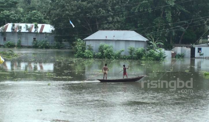 Jamuna water level rises, 1,59,000 people marooned in Sirajganj