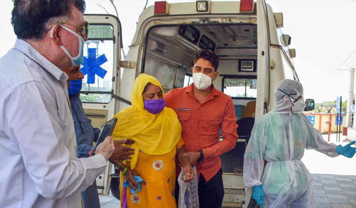 India adds 13,000 new virus cases in a day
