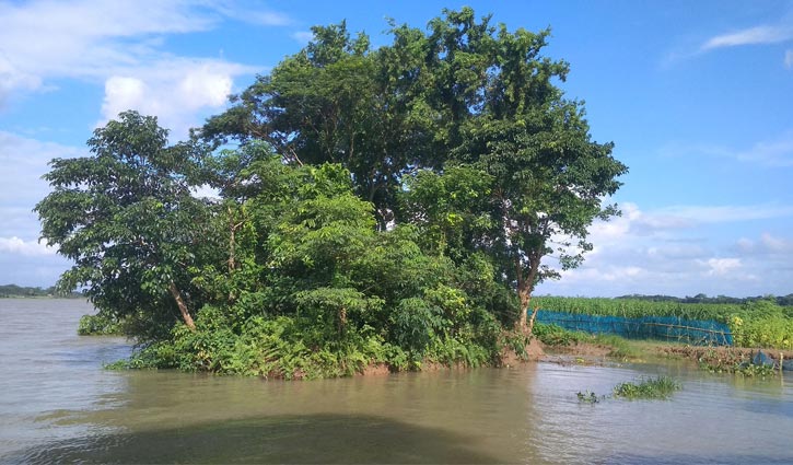 গ্রাম আর নদীর গল্প গ্রাম আর নদীর গল্প