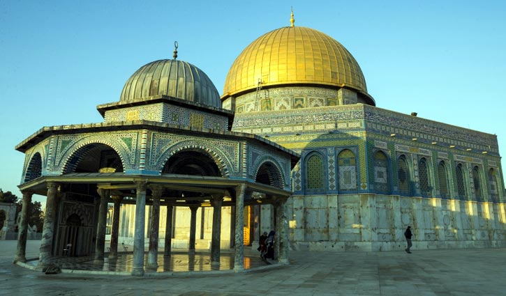 Al-Aqsa Mosque shut as precaution against coronavirus