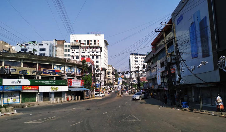 এ যেনো এক অচেনা শহর