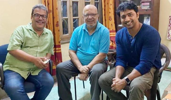 দ্বন্দ্ব ভুলে একফ্রেমে দেব-কবীর সুমন