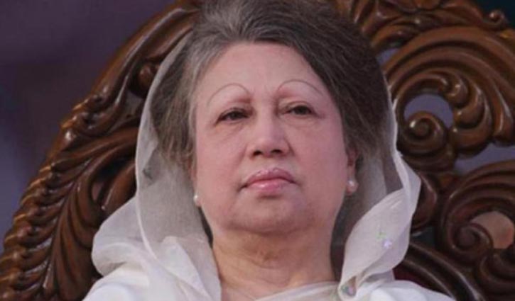 বাসায় ফিরেই কোয়ারেন্টাইনে খালেদা জিয়া বাসায় ফিরেই কোয়ারেন্টাইনে খালেদা জিয়া