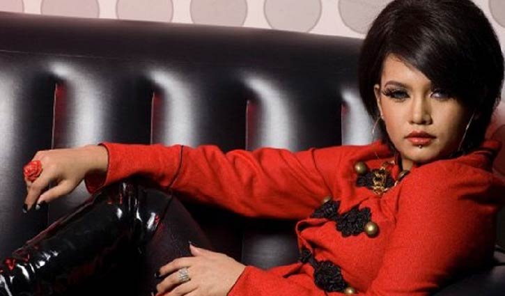 Singer Mila, her father get bail after surrender