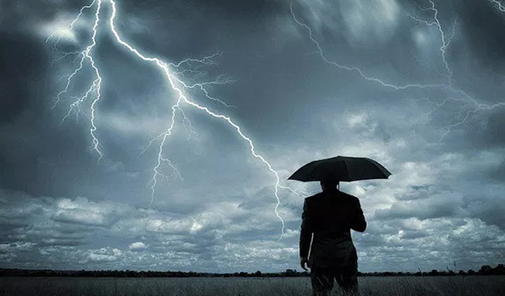 বজ্রসহ বৃষ্টি হতে পারে বজ্রসহ বৃষ্টি হতে পারে
