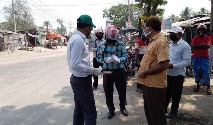 4 houses locked down, 31 persons fined in Satkhira