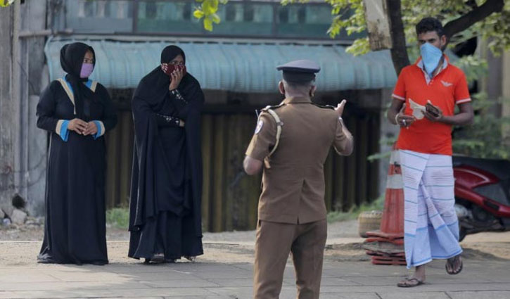 Sri Lanka frees 2961 prisoners to curb coronavirus