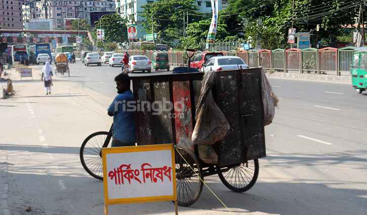 চরম স্বাস্থ্যঝুঁকিতে বর্জ্য শ্রমিকরা চরম স্বাস্থ্যঝুঁকিতে বর্জ্য শ্রমিকরা
