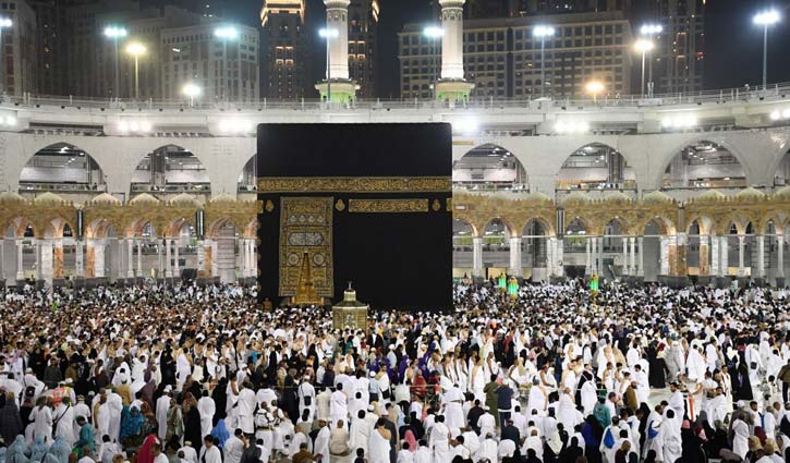 এখনই হজের পরিকল্পনা না করার পরামর্শ সৌদির